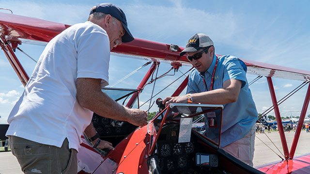 Rigging Vicky Benzing's plane at EAA AirVenture 2016