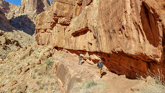 Forrest Brennan (left) and Thomas Hayden (right) navigating a ledge